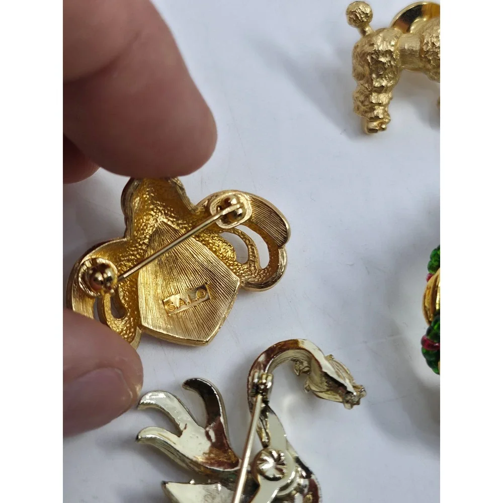 Vintage‎ Brooch Pin Lot Gold Tone Rhinestone Enamel Christmas Halloween 11pc